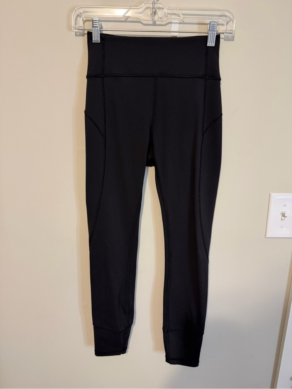 Lululemon In Movement Black High Rise Sculpting Leggings - Picture 4 of 7